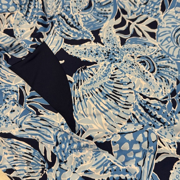 Lilly Pulitzer One Piece Rash-guard Swimsuit. Size 8 - Picture 5 of 12